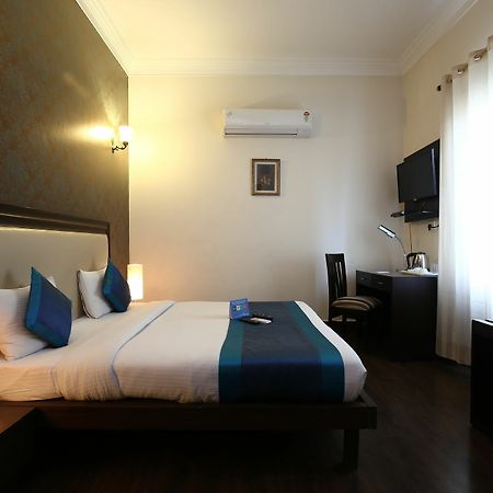 Fabhotel Aashray Nehru Place New Delhi Eksteriør bilde